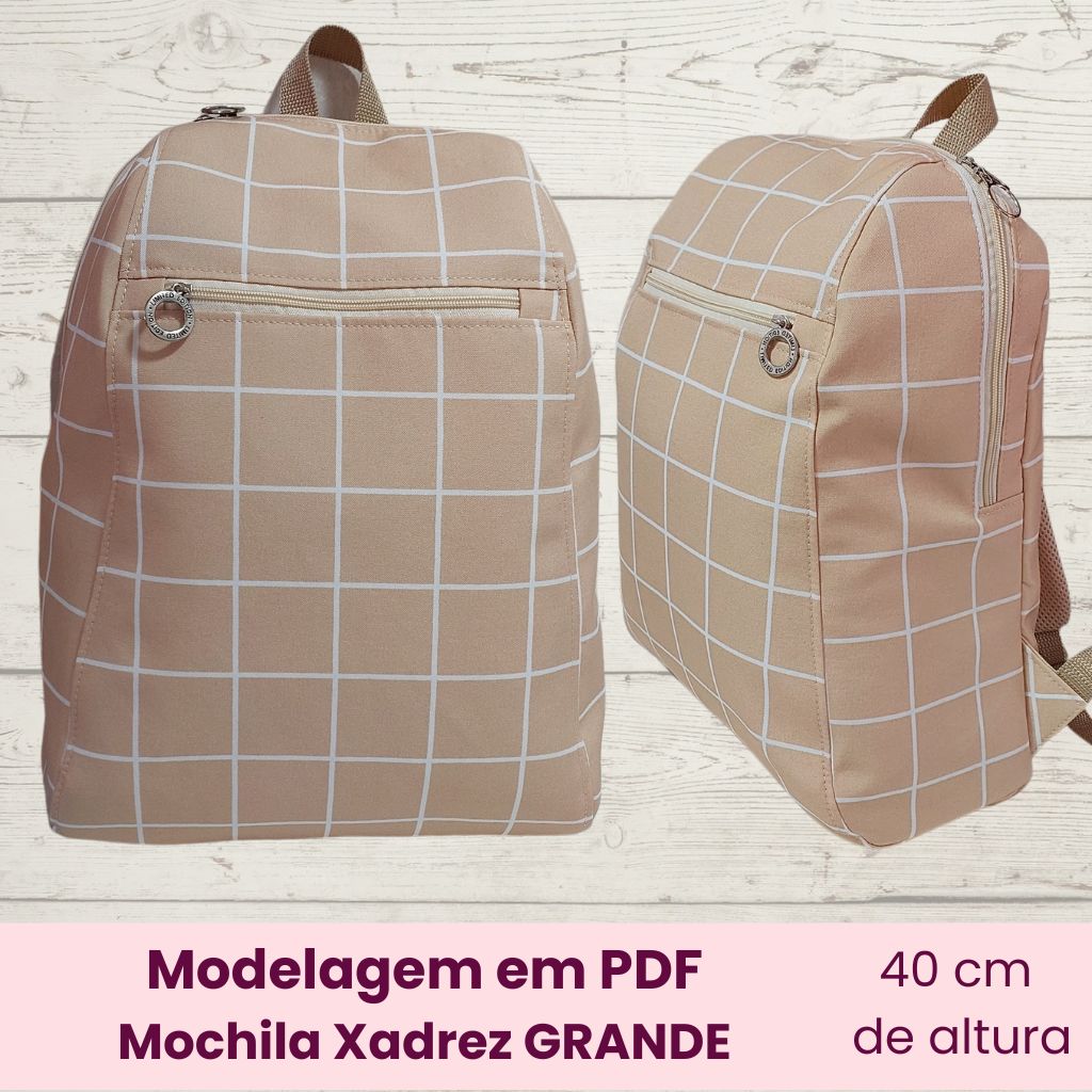 mochila xadrez em tons de bege com branco mostrando frente e costas